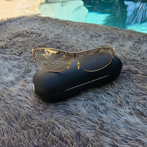 Authentic Chanel Gold Sunglasses crystal CC - Picture 13 of 14